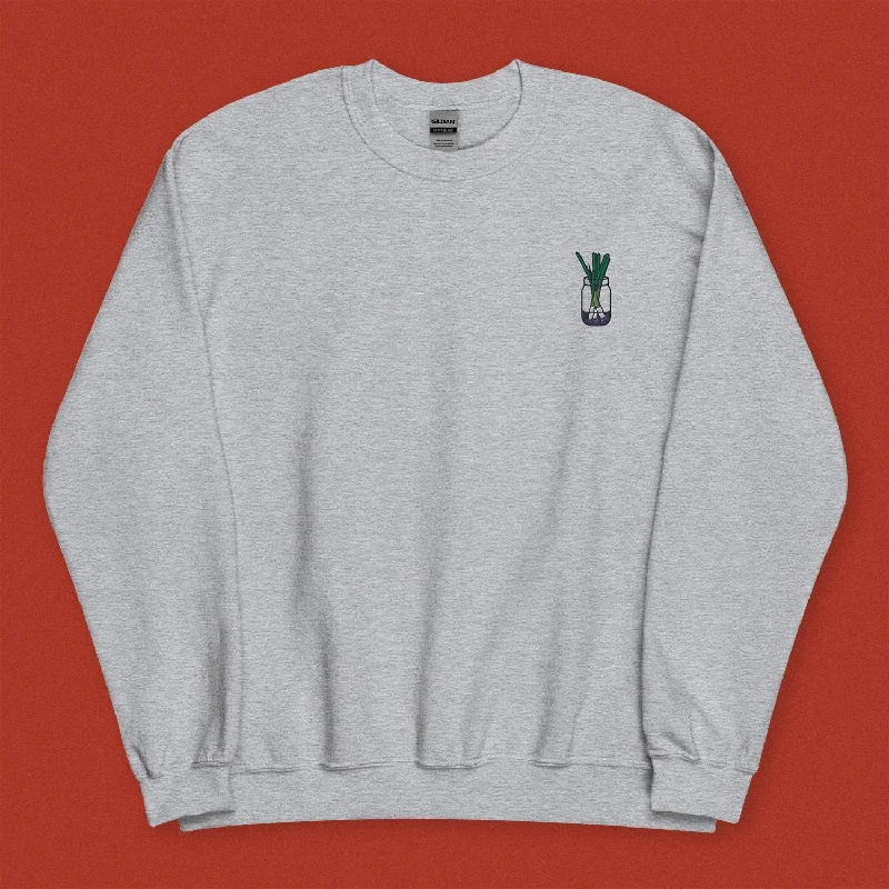 Green Onion Embroidered Sweatshirt